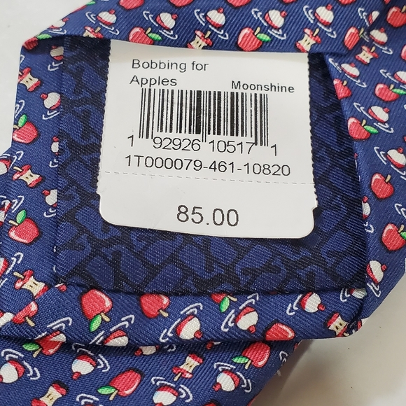 Vineyard Vines Accessories New Vineyard Vines Bobbing For Apples